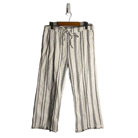 Ellis & Dewey Women's Black and White Striped Frayed Hem Pants - Picture 1 of 7
